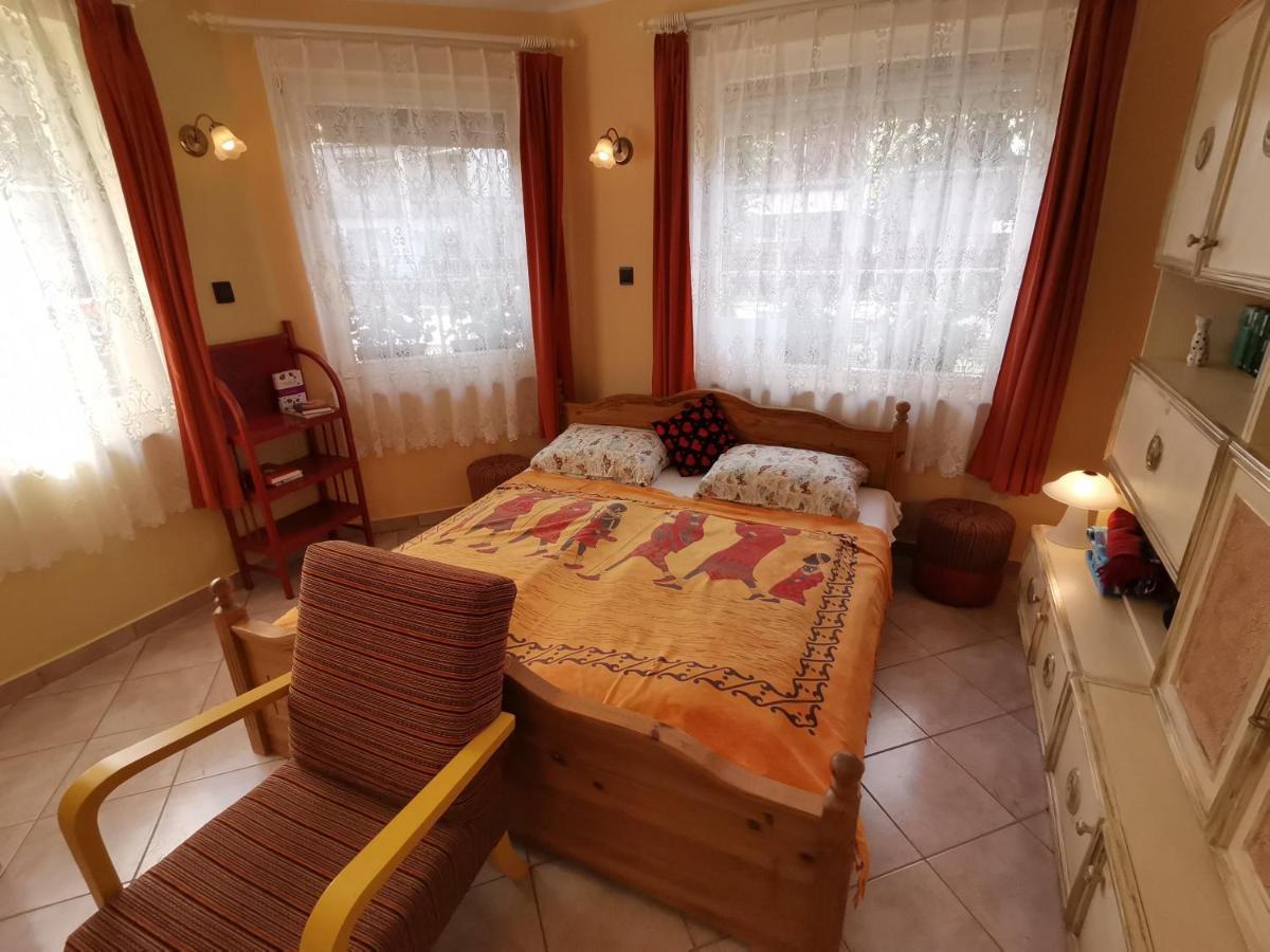 Marika Apartman Hajdúszoboszló Buitenkant foto