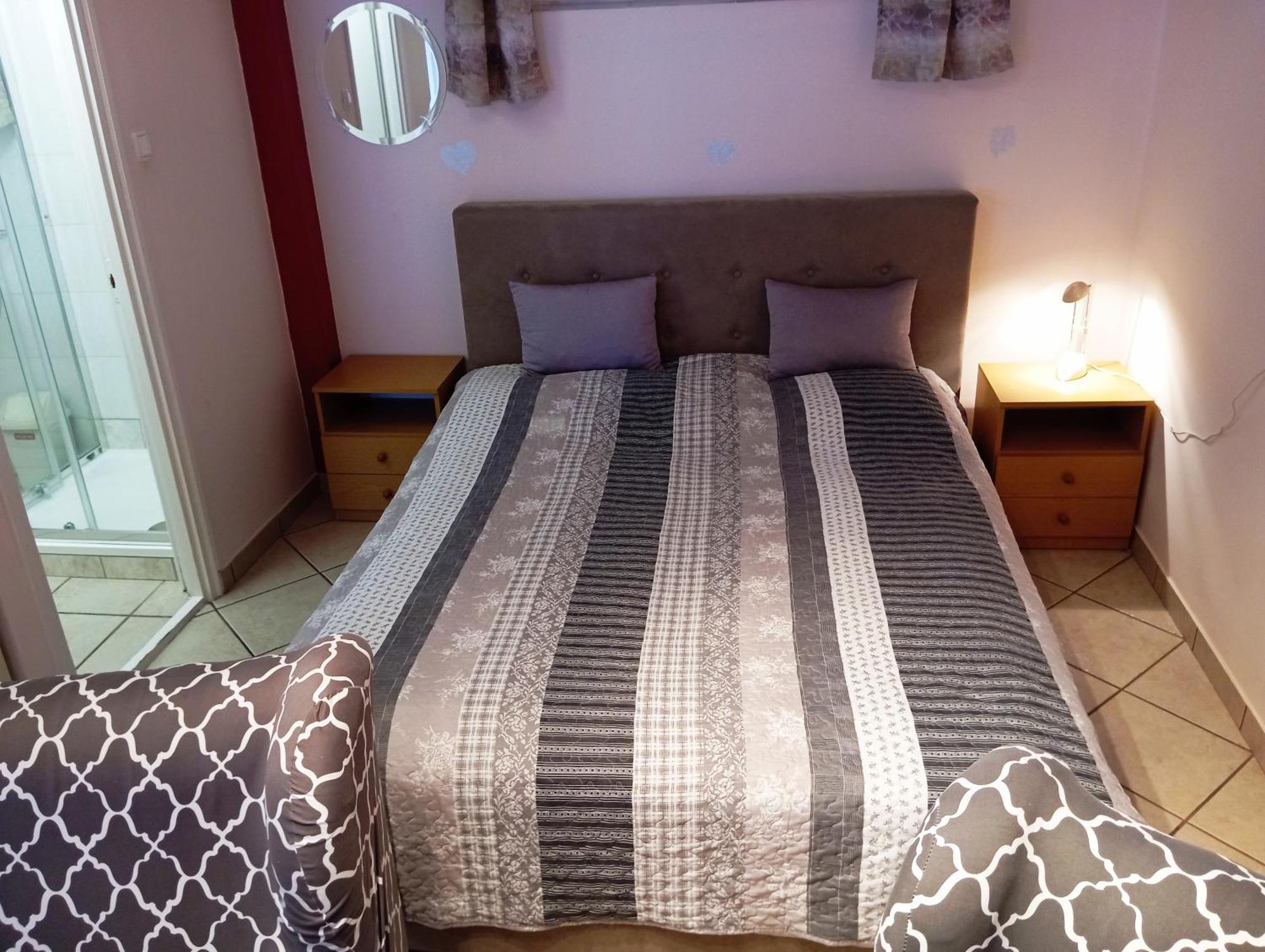 Marika Apartman Hajdúszoboszló Buitenkant foto