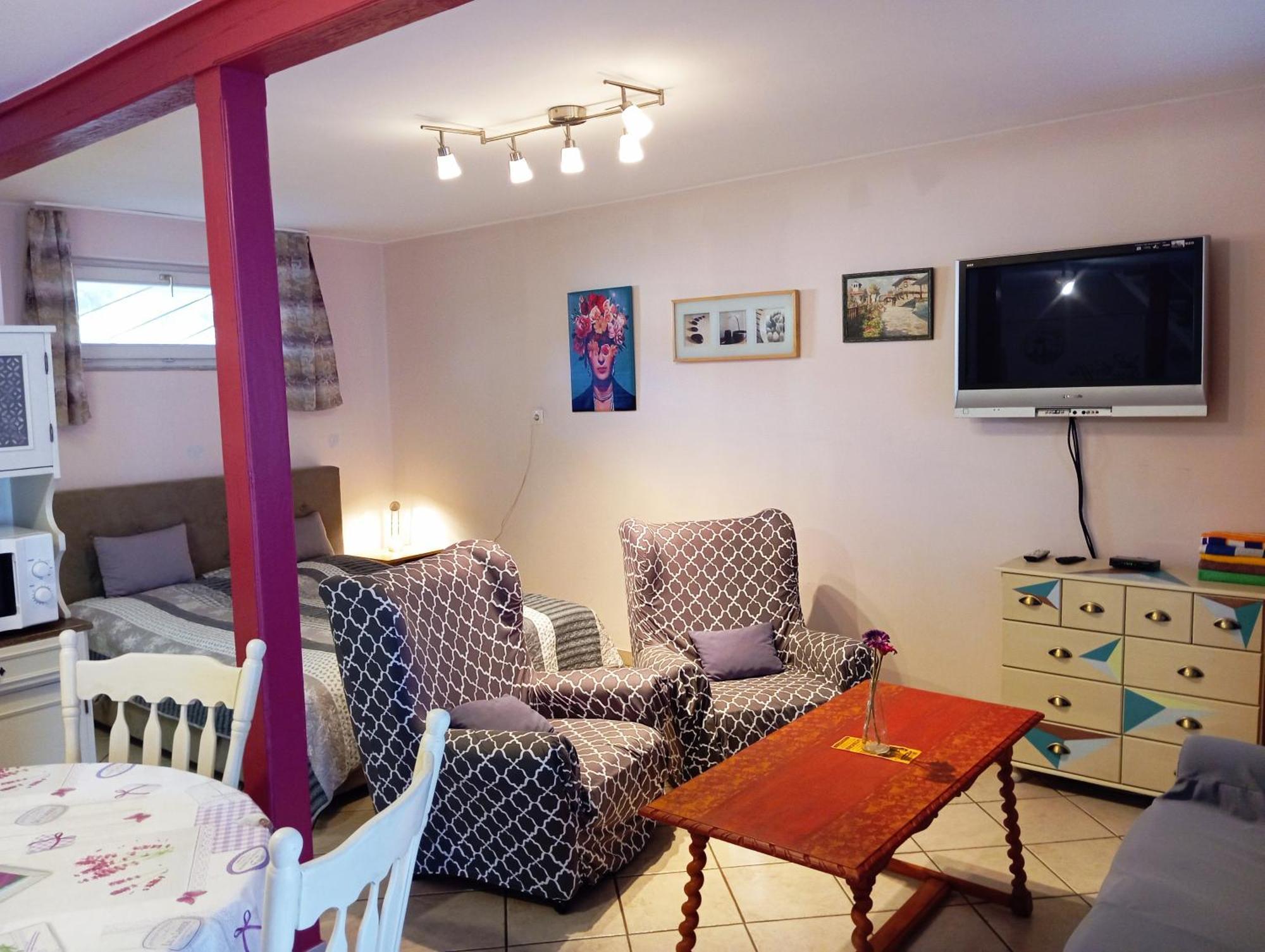 Marika Apartman Hajdúszoboszló Buitenkant foto