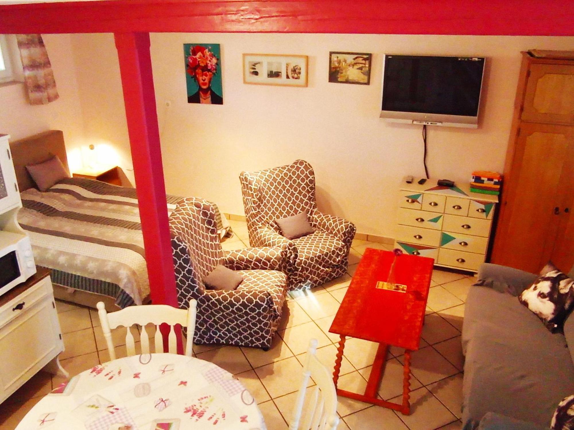 Marika Apartman Hajdúszoboszló Buitenkant foto